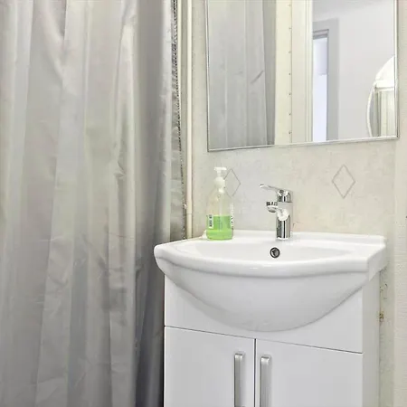 Apartament 5572-gudhjem-gudhjemvej-111-d-1-lejl-7a *