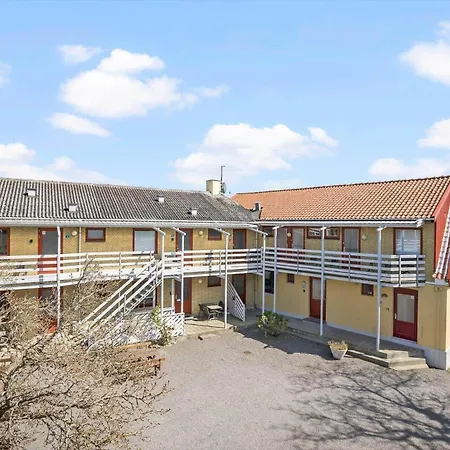 5572-gudhjem-gudhjemvej-111-d-1-lejl-7a Apartament *